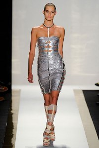 Тренды лета 2012 Herve Leger