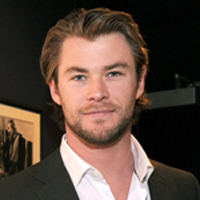 лучшие укладочные средства для мужчин Chris Hemsworth