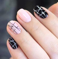 геометрические узоры на ногтях